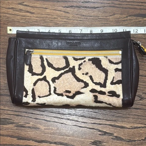 Coach Clutch Leopard Print Brown Leather - Picture 7 of 8